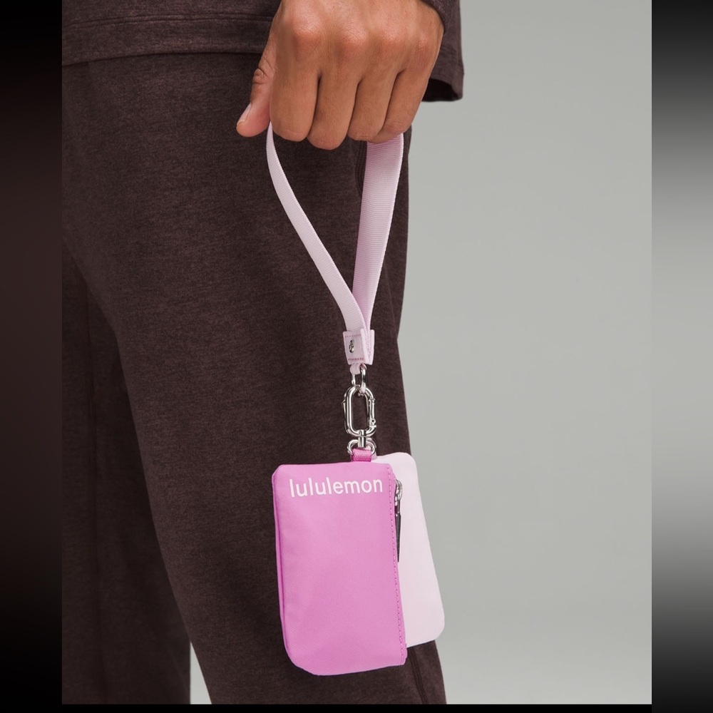 Lululemon Dual Pouch Wristlet - Dahlia Mauve / Meadowsweet Pink - Picture 2 of 8